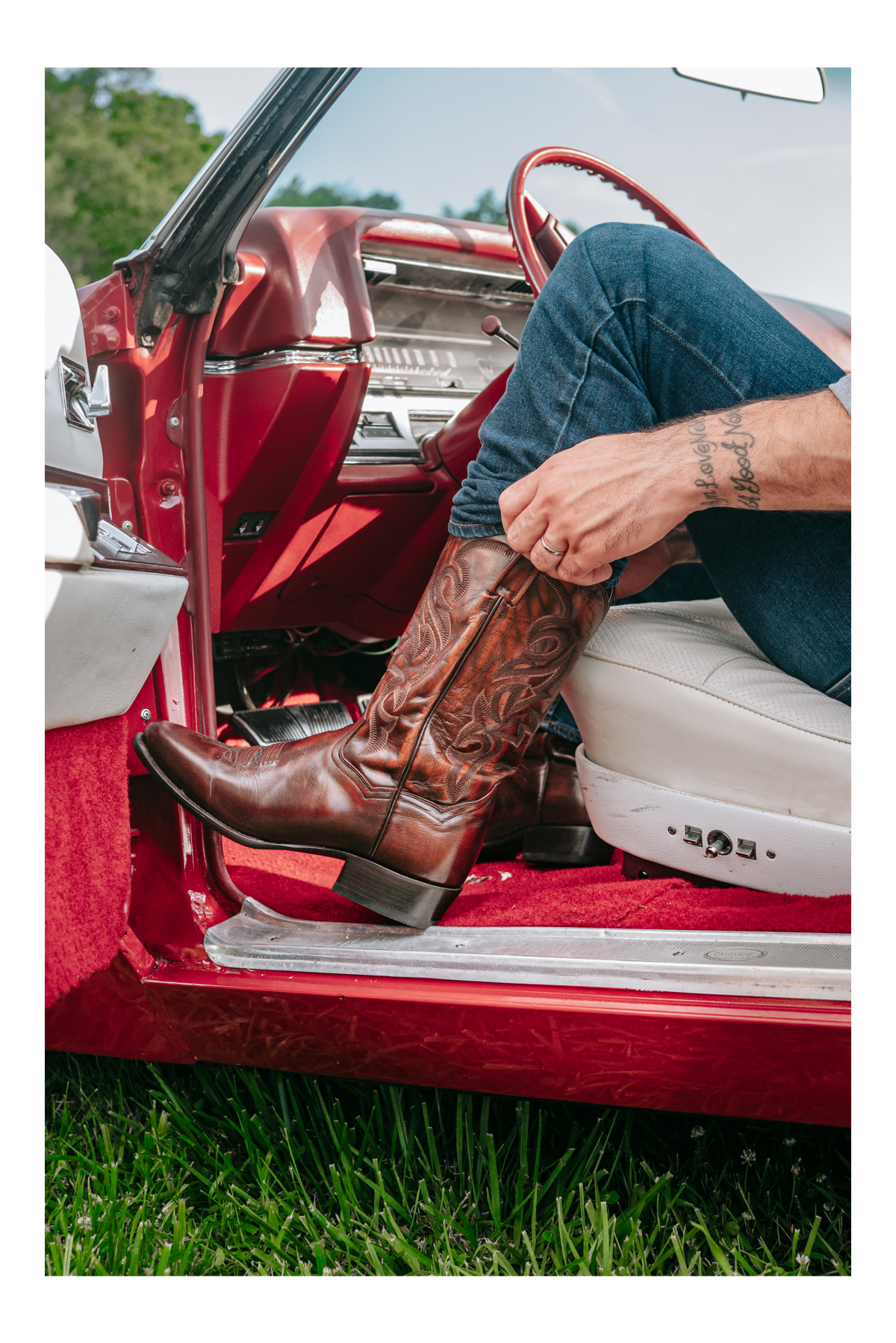 milwaukee leather boot lifestyle image 1