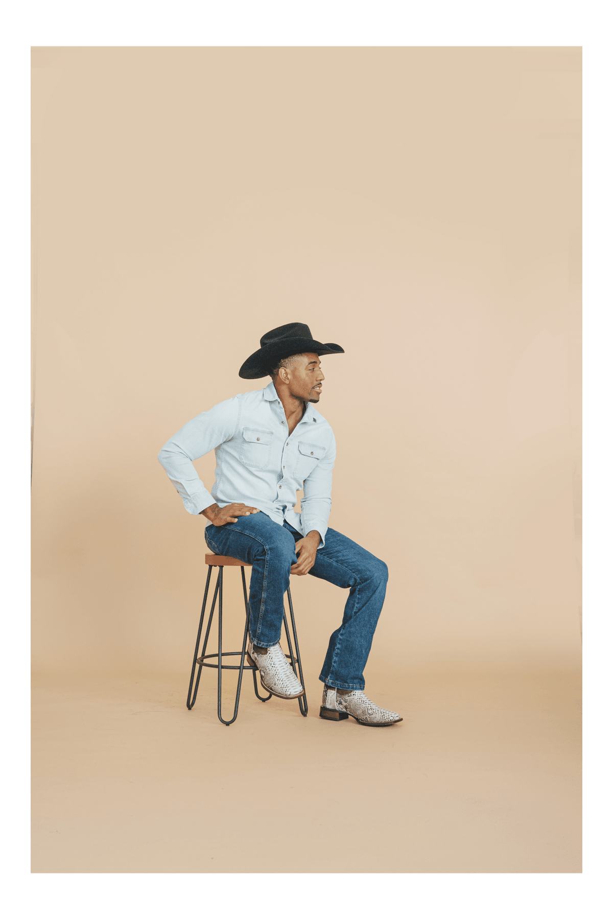 brutus python boot lifestyle image 2